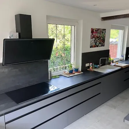 Haus Mit Garten Und Terrasse Am Waldrand Von Hameln * Hamelin